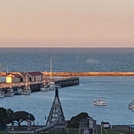 Oamaru Pink Cottage Exterior photo